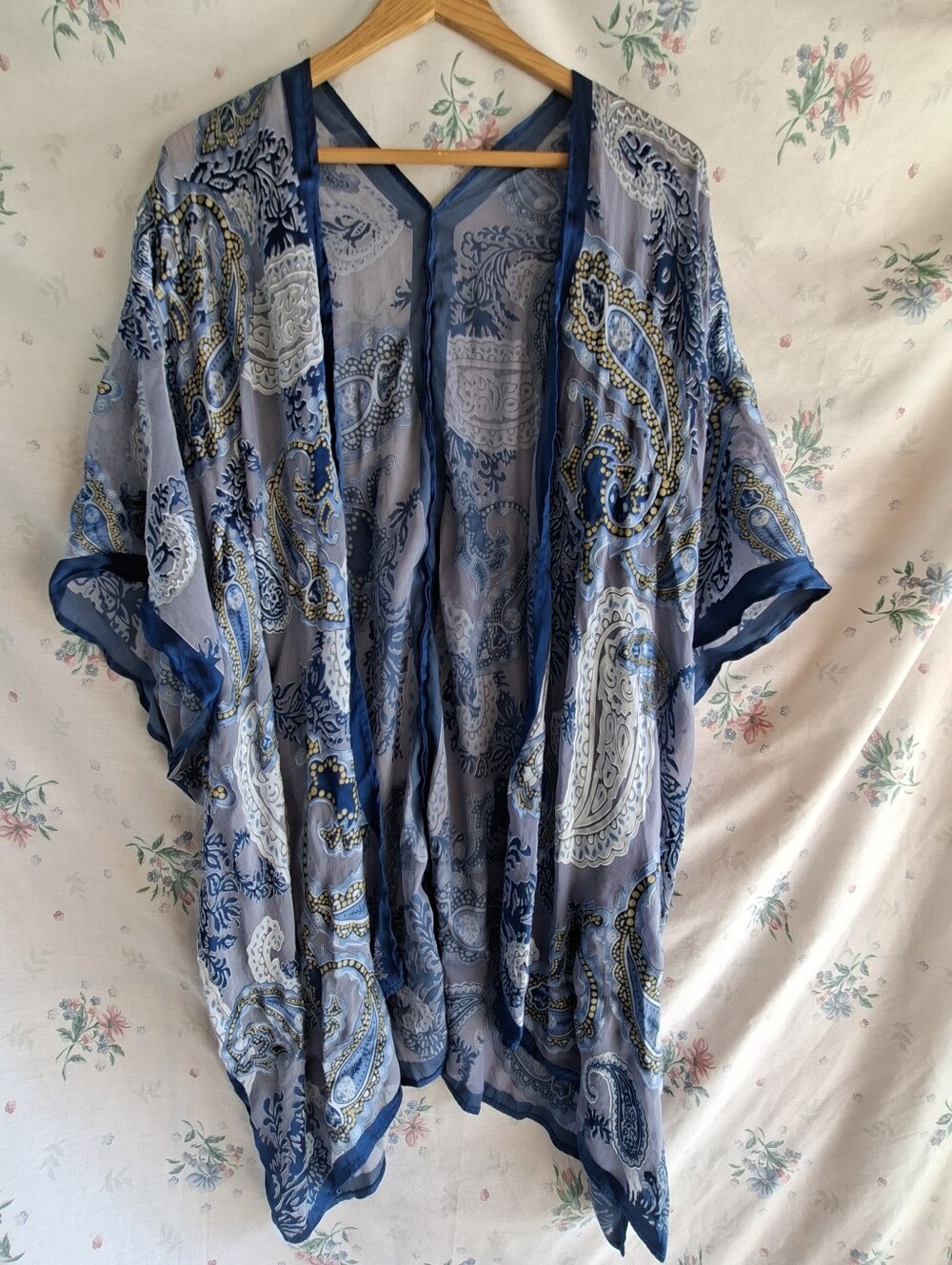 Vintage Boho Sheer Paisley Kimono Duster